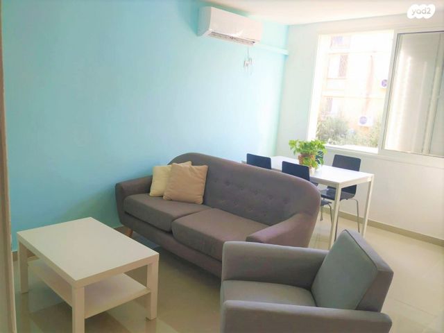 שמעון בר גיורא 22