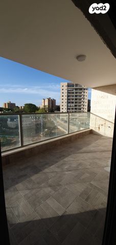 דירה, אגם 17, נשר, ערד