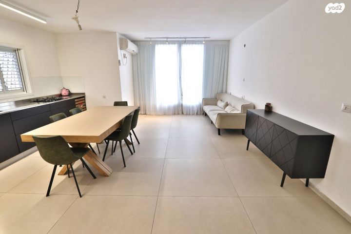 דירה, הנוטר 21, אבני חן, רחובות