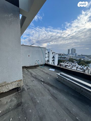 דירה, השר רבינוביץ 3, הנביאים, בת ים