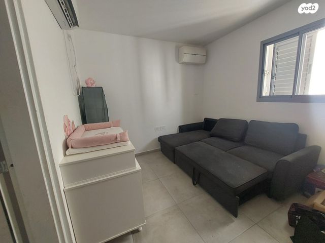 דירה, יחד 2, בצוותא, חריש