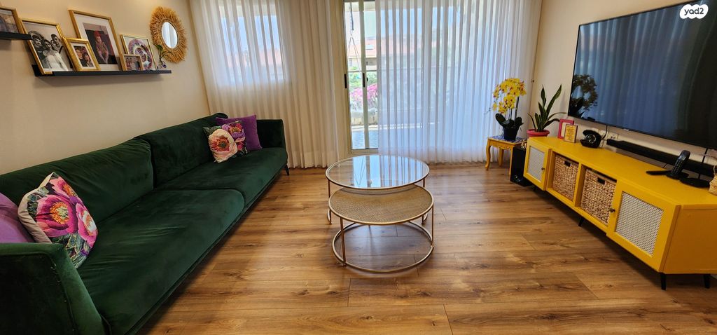 דירה, נחל פולג 27, צור יצחק, צור יצחק