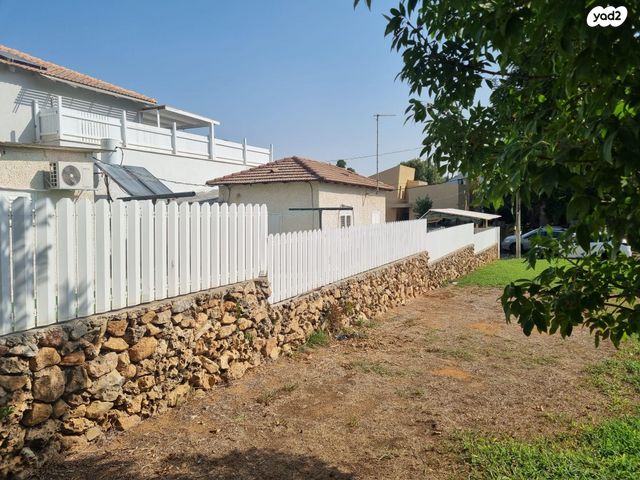 בית פרטי/ קוטג', קארו 5, קרית שז"ר, רעננה