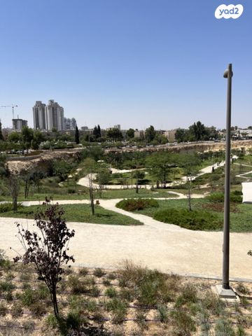 דירה, שמעון בר גיורא 22, שכונה ד', באר שבע