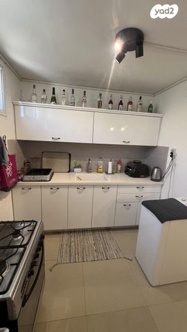 דירה, שמעון בר גיורא 22, שכונה ד', באר שבע