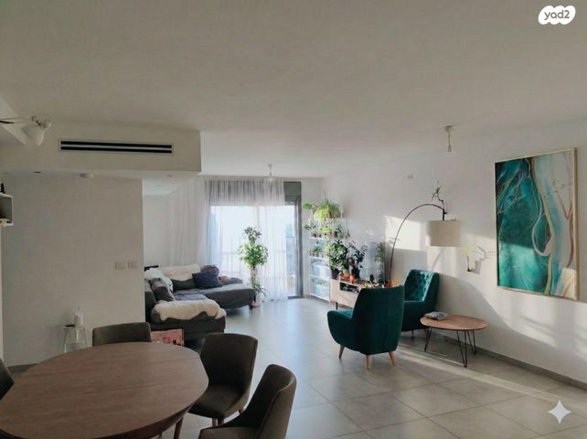 דירה, הגל 6, החותרים, טירת כרמל