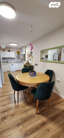 דירה, נחל פולג 27, צור יצחק, צור יצחק