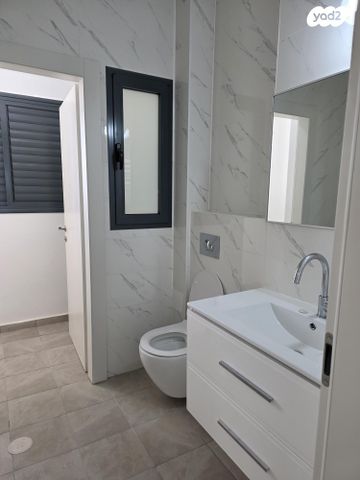 דירה, הגפן 1, כרמי הנדיב, אחוזת רוטנר, קרית מלאכי