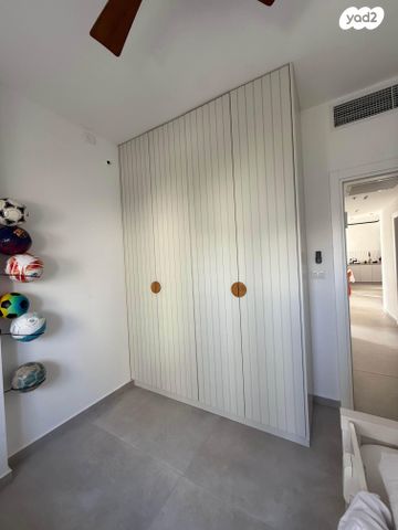 דירה, ערבי נחל 5, סיטי, גבעתיים