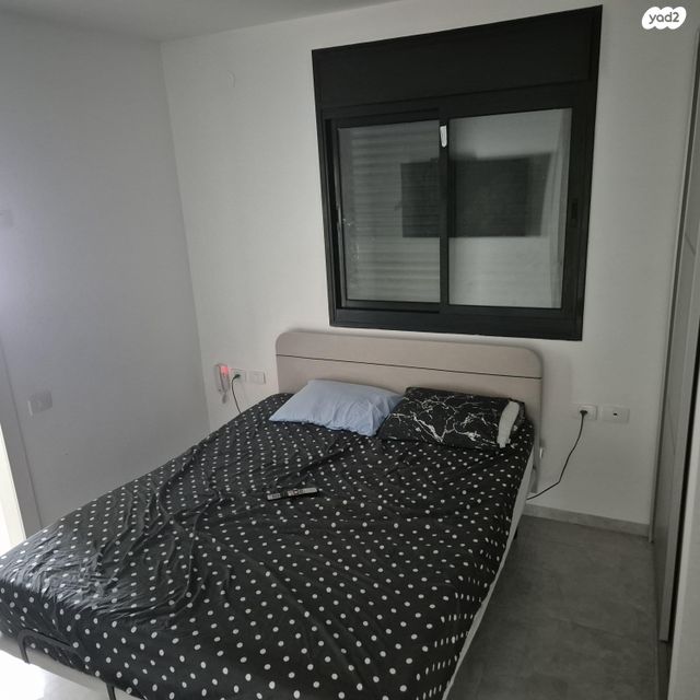 דירה, הצנחנים 1, אריק שרון, נהריה