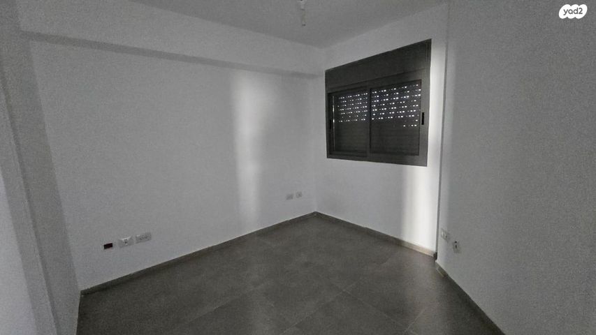 דירה, מעפילי אגוז 88, נווה חן, תל אביב יפו