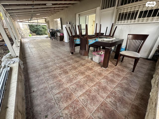 דירת גן, התפוז 33, רמות יצחק, נשר