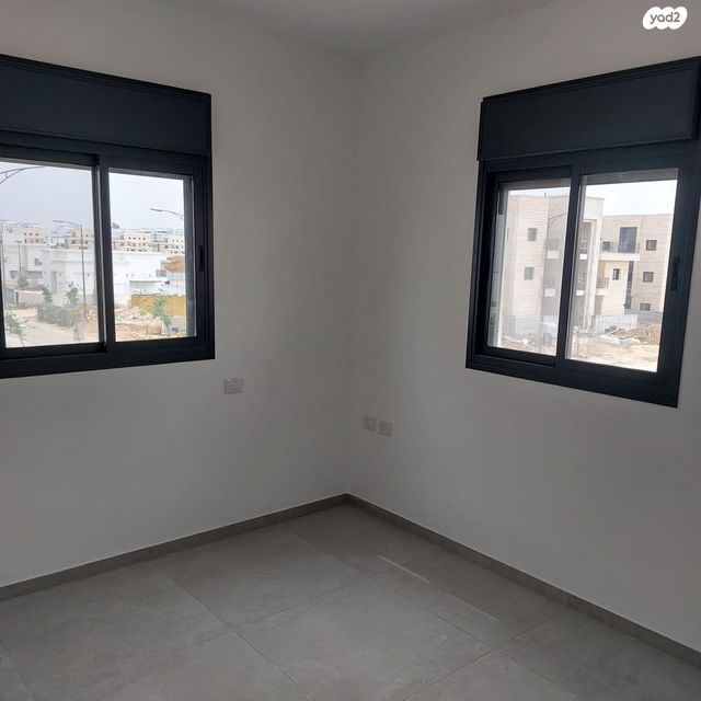 דירה, יהדות איטליה 24, רמת יורם, נתיבות