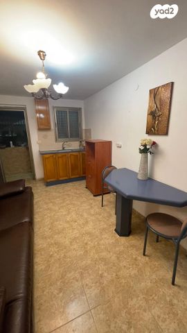 יחידת דיור, פלוגות 8, גולדה, אשקלון