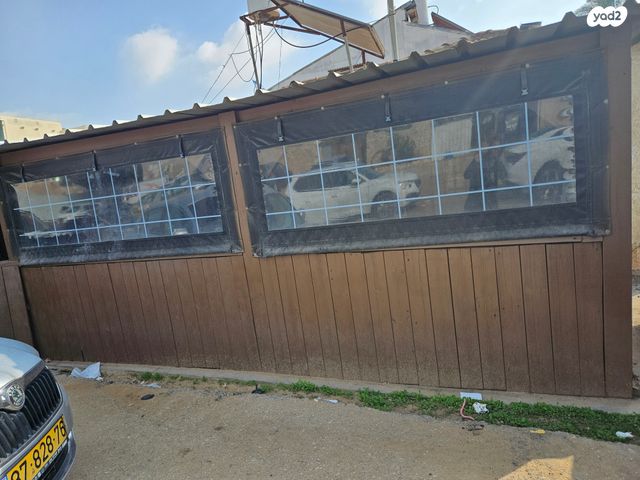 מורדי הגטאות 8