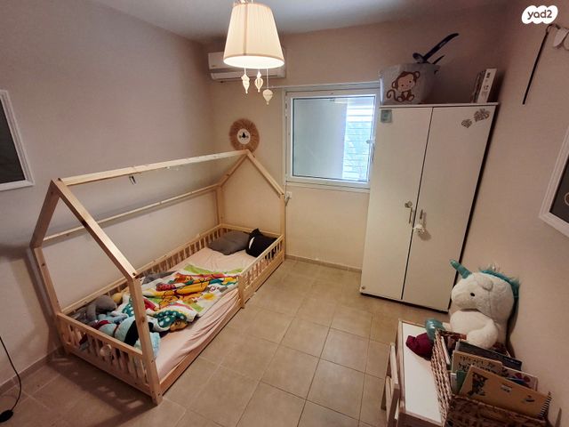 גג/ פנטהאוז, הדרים 11, שאר העיר, כפר יונה