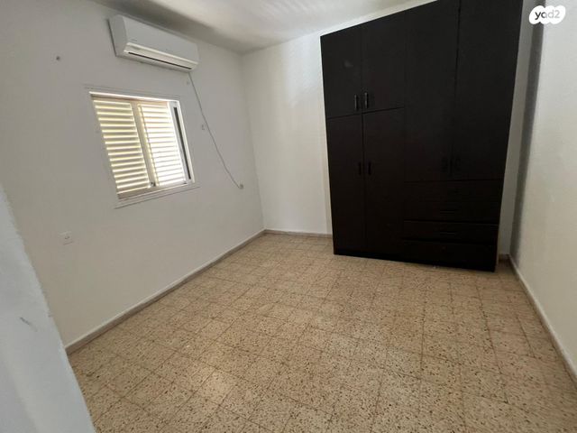 דירה, מנוחה ונחלה 6, ג' / מרכז מזרח העיר, רחובות