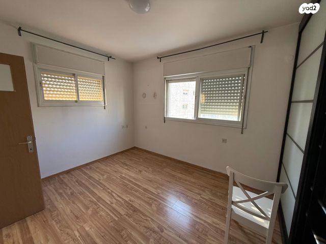 דירה, מנחם בגין 9, רמת פולג, נתניה