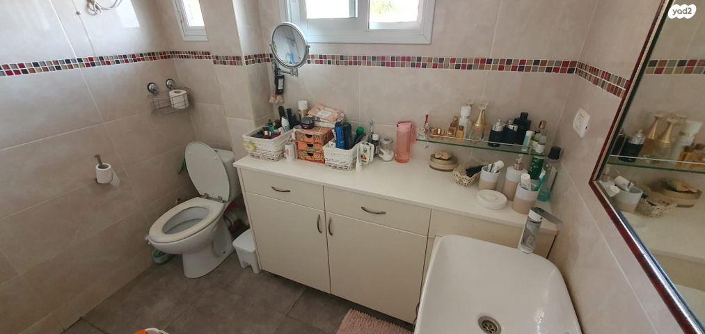 דירה, אלכסנדר רובוביץ' 1, ארמון הנציב, תלפיות מזרח, ירושלים