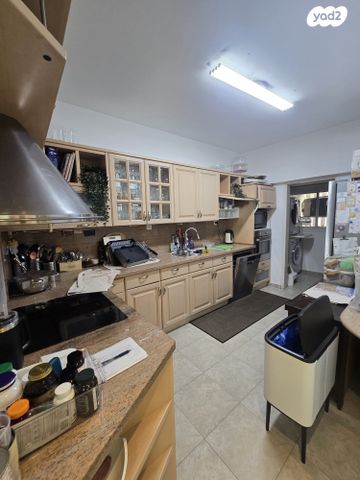 דירה, לח"י 42, הפרפר, קרית ביאליק