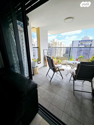 דירה, מוהליבר 7, דרום מזרח, בת ים