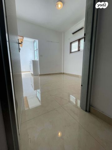 דירה, שמואל הנציב 18, צפון מערב מרכז העיר, נתניה