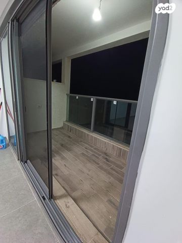 דירה, לשם 17, שאר העיר, אריאל