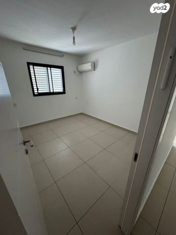 דירה, נחל קידרון 5, רובע י"א, אשדוד