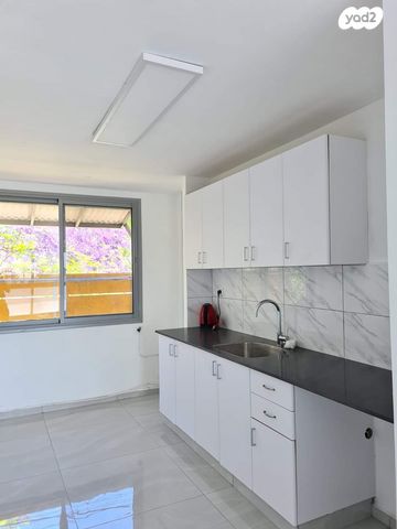 מפרץ שלמה 60