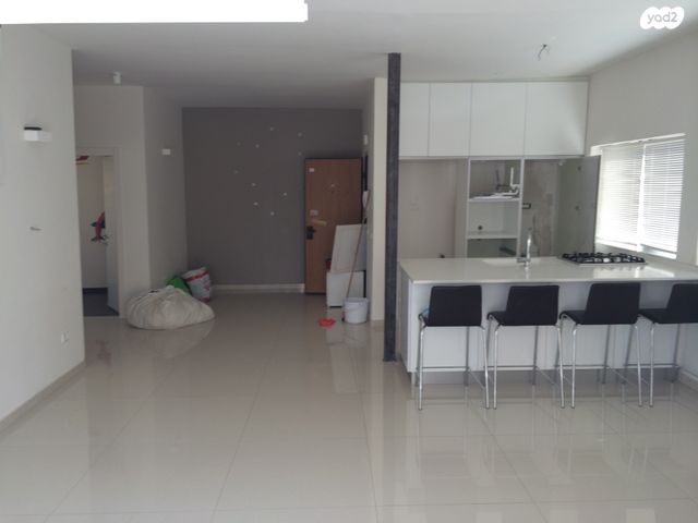 דרך השלום 33