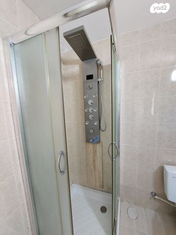 דירה, בארות 2, קרית יערים, גבעת זאב