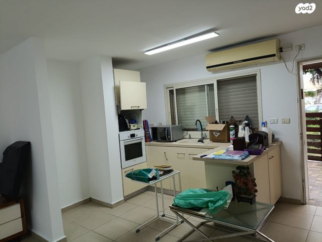 דירה, שבטי ישראל 50, קרית חיים מזרחית, חיפה