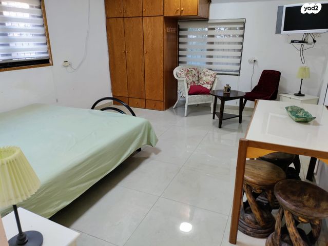 דירת גן, אקליפטוס 29, שאר העיר, עומר