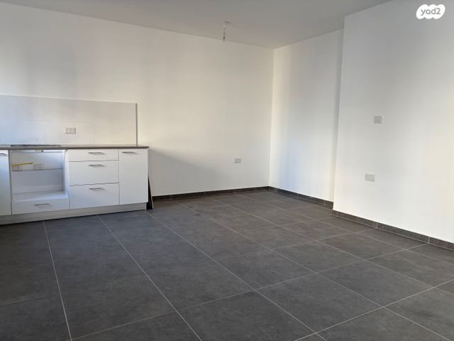 דירה, חזון עובדיה 14, אגמים מזרח, אשקלון