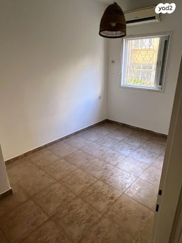 דירה, יהודה גור 11, הצפון החדש - כיכר המדינה, תל אביב יפו