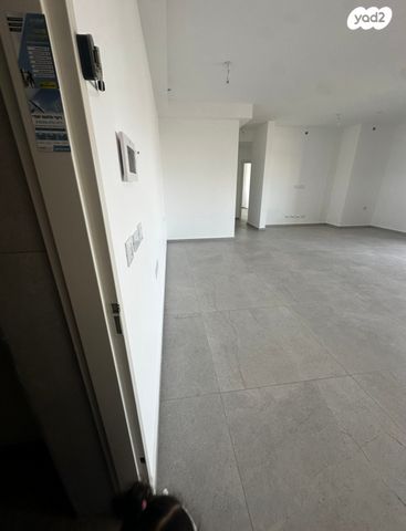 דירה, הכלניות 20, כלניות, טירת כרמל