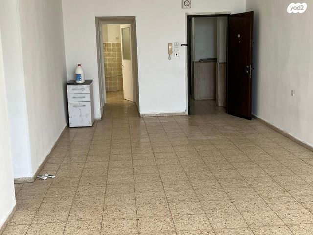 דירה, מנוחה ונחלה 6, ג' / מרכז מזרח העיר, רחובות