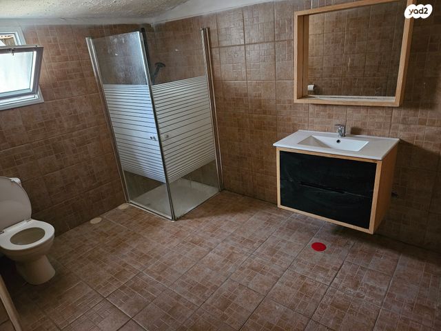 דירת גן, מורדי הגטאות 8, העיר העתיקה, רמב"ם, דרום, באר שבע