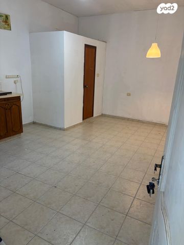 יחידת דיור, מורד התאנה 16, ינוב, ינוב