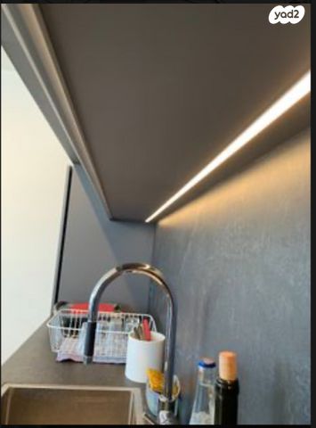 דירה, גרציאני יצחק 4, גני שרונה, קרית הממשלה, תל אביב יפו