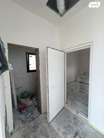 בית פרטי/ קוטג', משעול ט"ו באב 1, העונות - בבניה, רובע 11, אילת