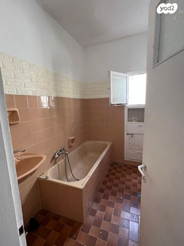 דירה, מנוחה ונחלה 6, ג' / מרכז מזרח העיר, רחובות