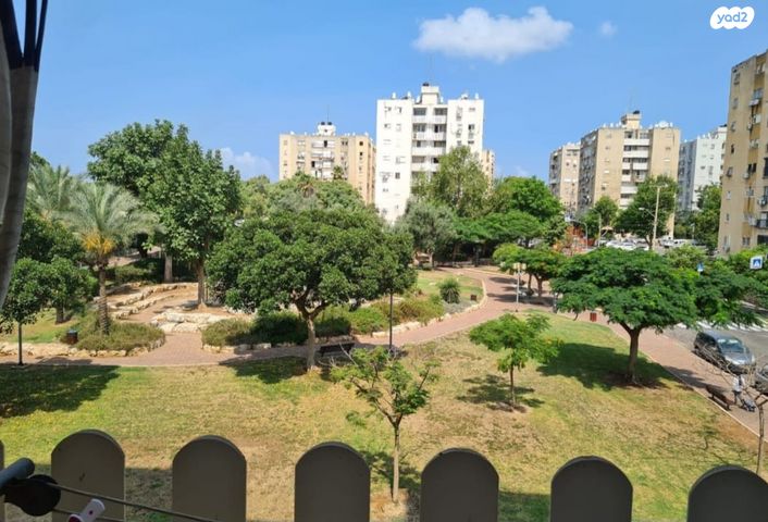 דירה, מעפילי אגוז 75, נווה חן, תל אביב יפו