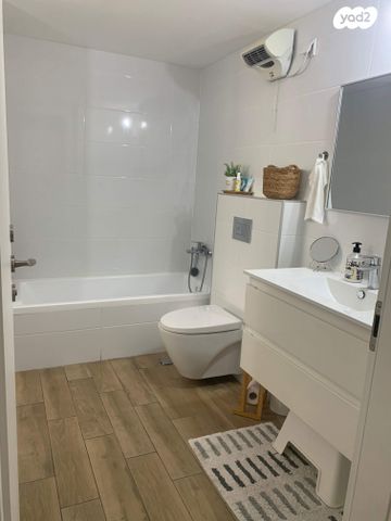 דירה, אהבת אדם 85, שרונה, כפר יונה