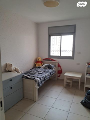 דירה, יצחק רבין 4, פסגת אונו, קרית אונו