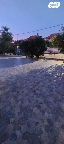 יחידת דיור, זית 3, בני דרור, בני דרור