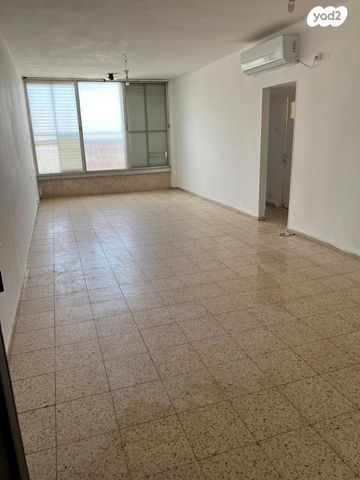 דירה, מנוחה ונחלה 6, ג' / מרכז מזרח העיר, רחובות