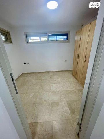 יחידת דיור, הגפן 10, הרצל, באר יעקב