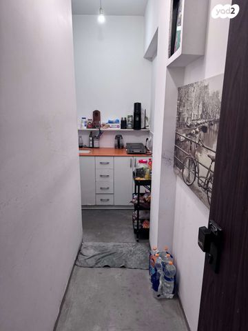 דירה, הרב יצחק ידידיה פרנקל 77, נווה שאנן, תל אביב יפו