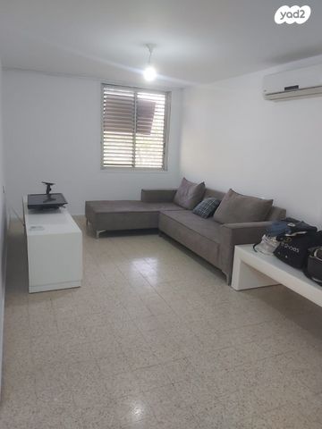 דירה, בכור שטרית 5, שכונה י"א, באר שבע